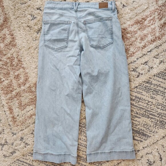 American Eagle Outfitters Light Blue Flare Jeans - Picture 7 of 10